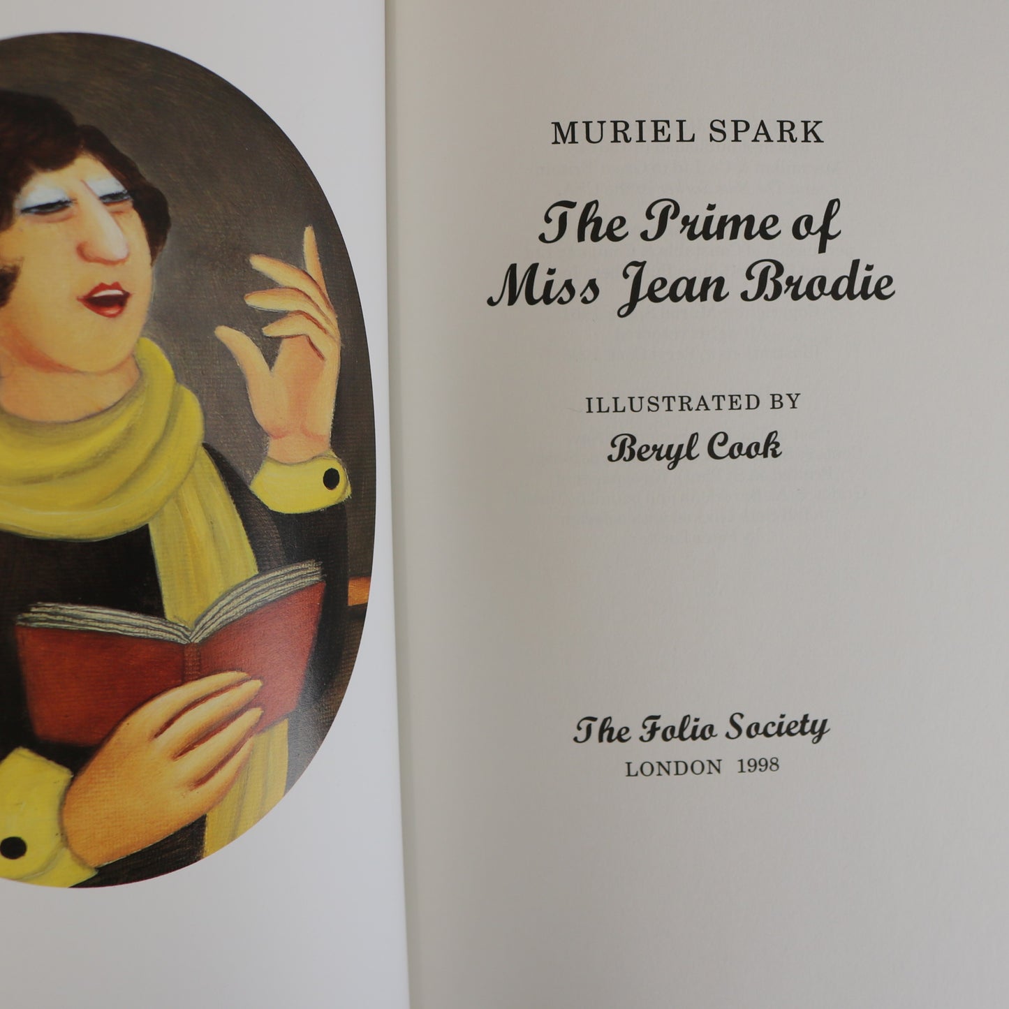 The Prime of Miss Jean Brodie Muriel Spark Folio Society Novel Fiction Used Book