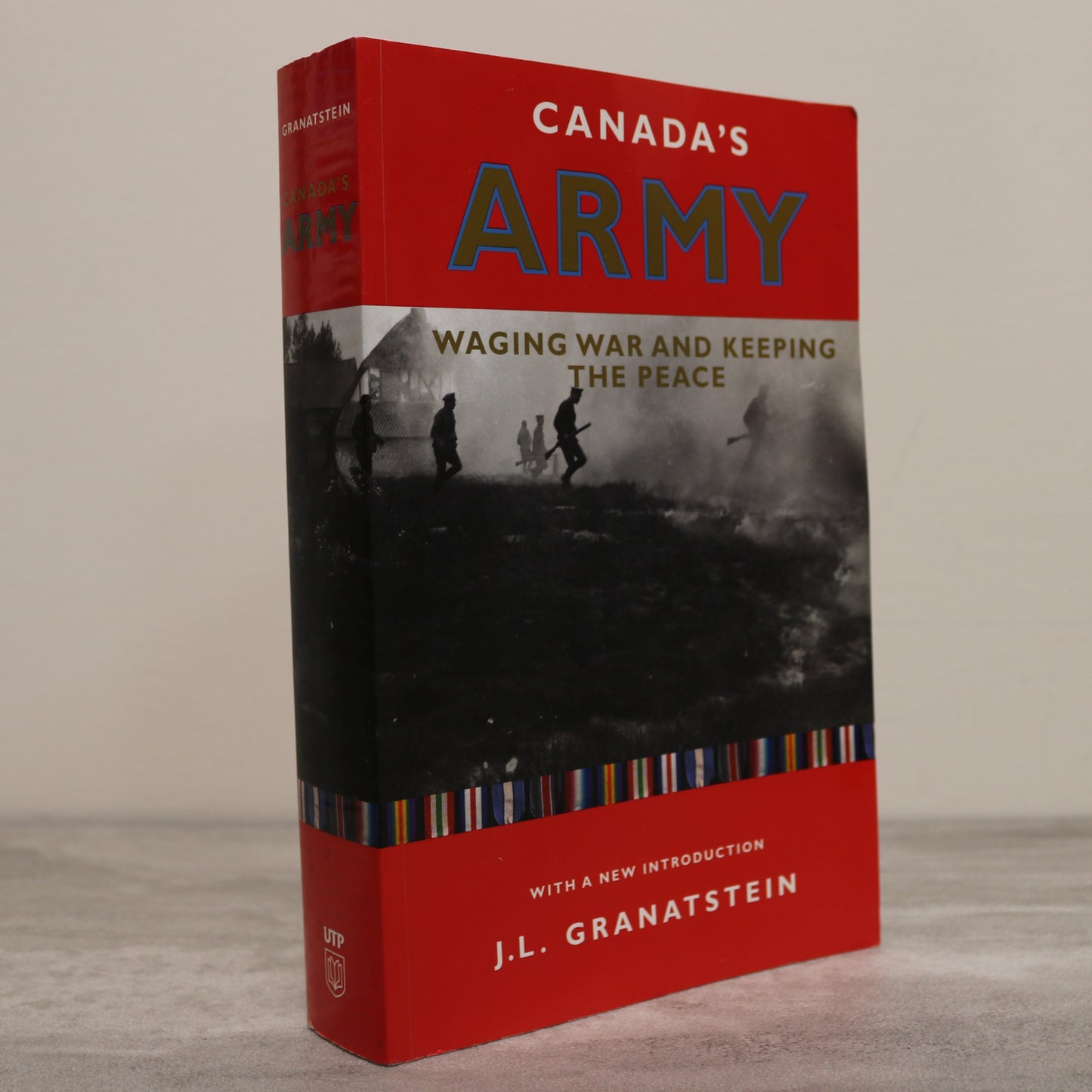 Canada's Army Waging War Keeping Peace Canadian Canada Military History Used Book