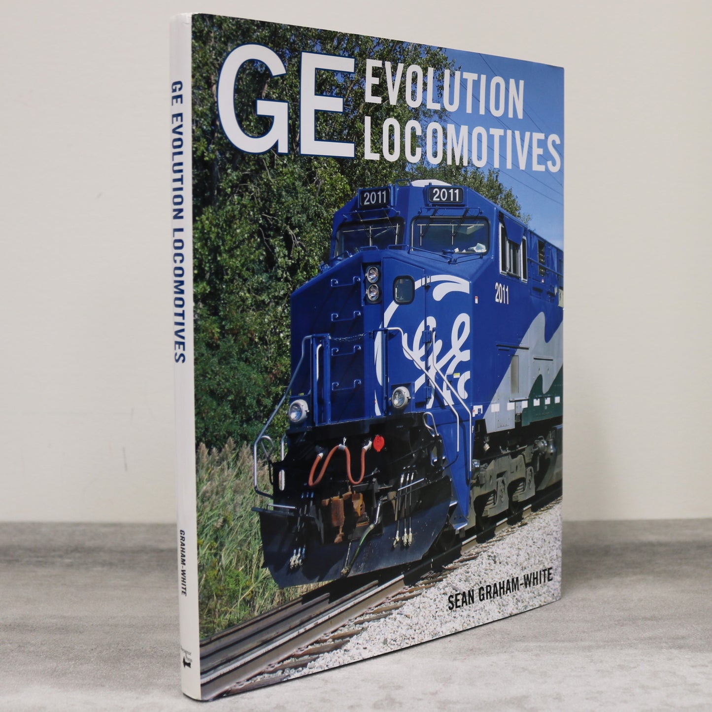 GE Evolution Locomotives Railroad Railway USA Rail Trains History Illustrated Book