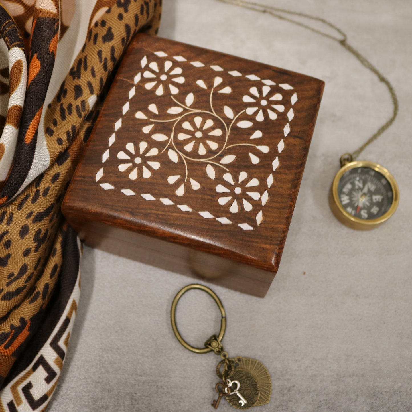 White Inlay Indian Wood Rosewood Storage Keepsake Wooden Decorative Box