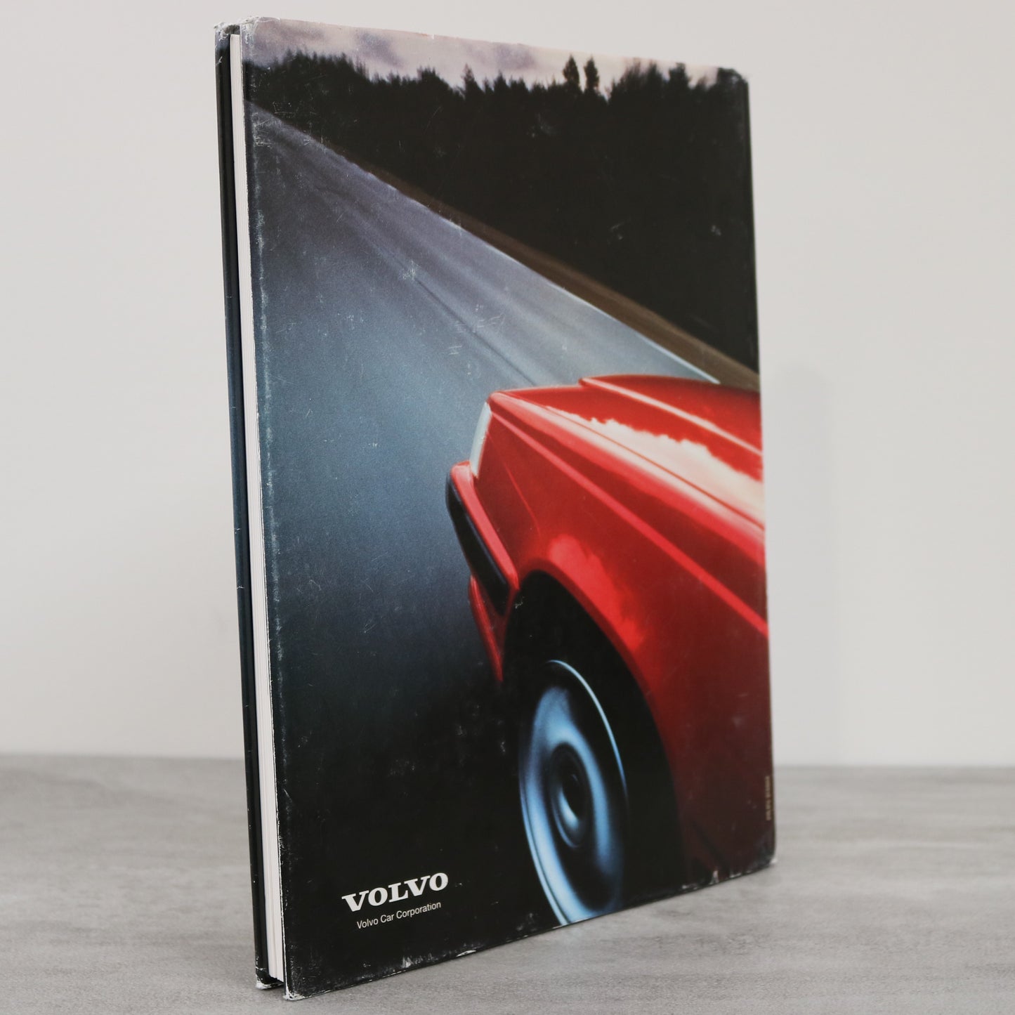 The Challenge Volvo 850 GLT Car Cars Automobile Vehicle History Used Book